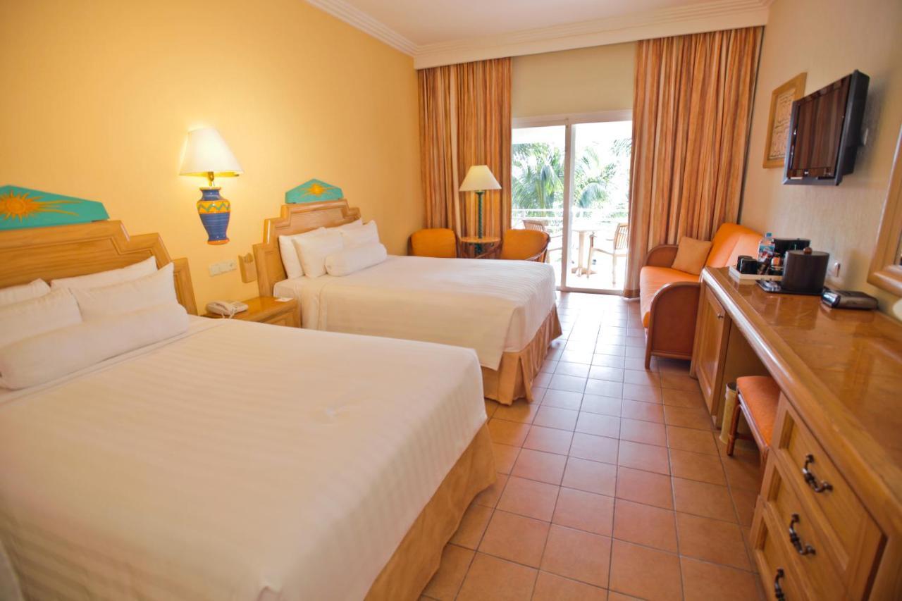 Barcelo Maya Colonial Xpu Há Eksteriør billede