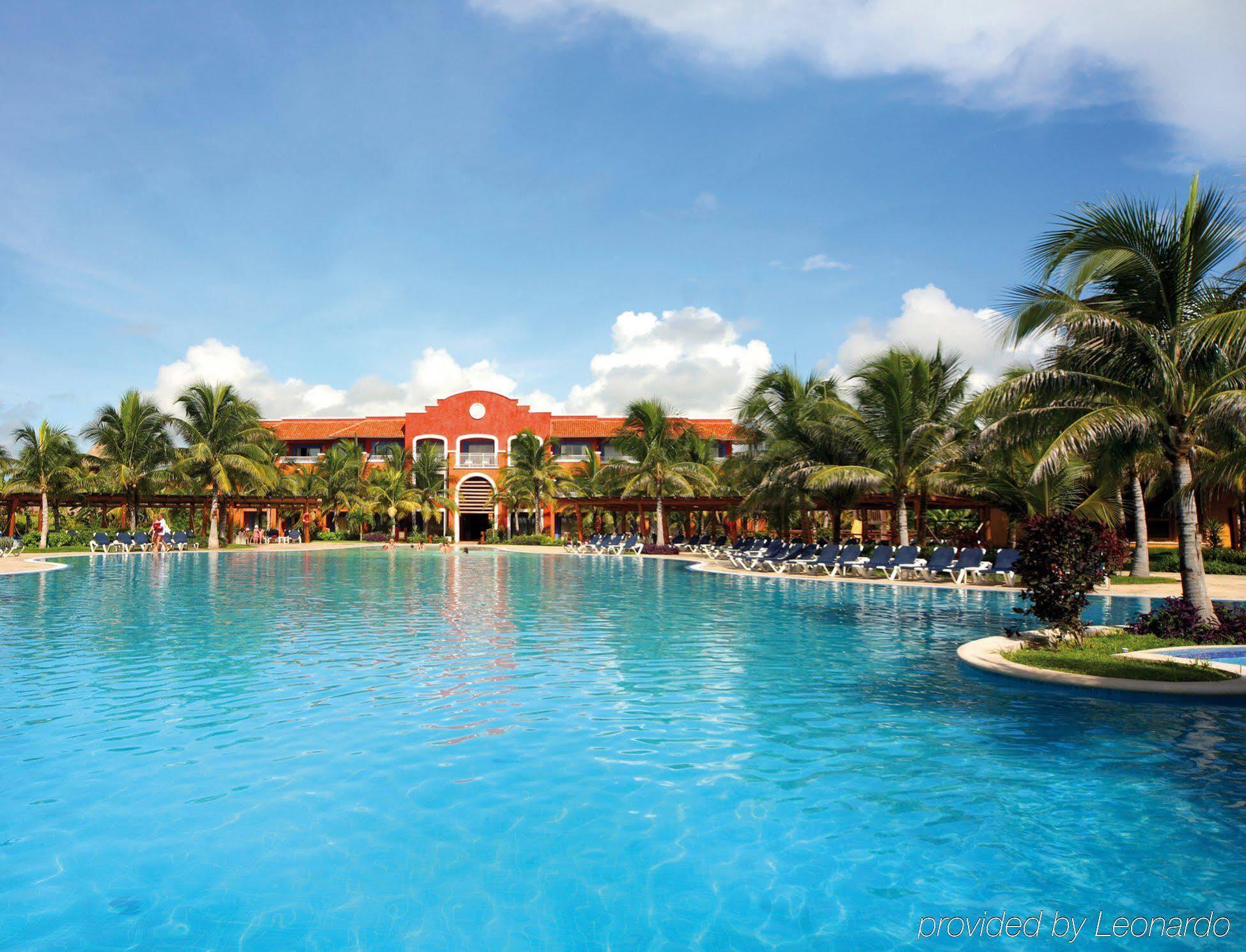 Barcelo Maya Colonial Xpu Há Eksteriør billede